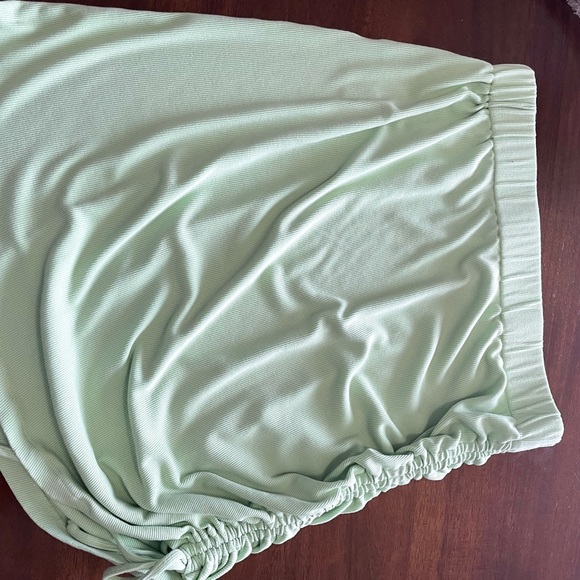 4th + Reckless mini skirt with ruched detail in mint - Picture 9 of 9